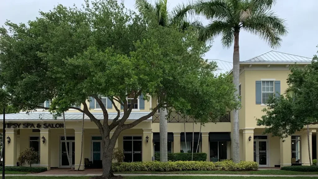 Tipsy Salon & Spa - Jupiter — Nail salon in Jupiter